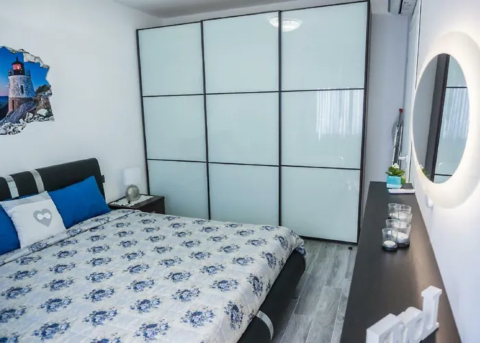 Oasi Felice קומו